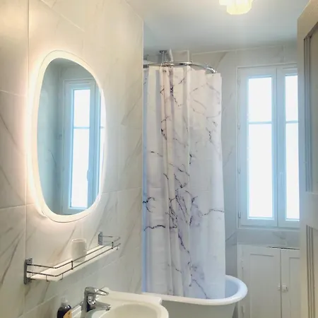 Grand Paris Le Logis De Colette